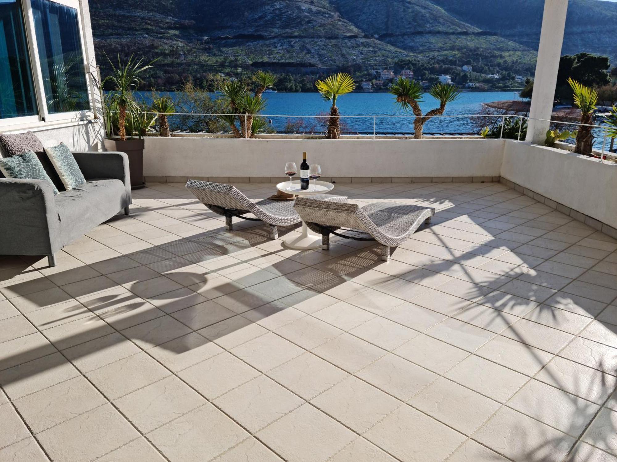 Apartments Holidays Roko Grebastica Ngoại thất bức ảnh
