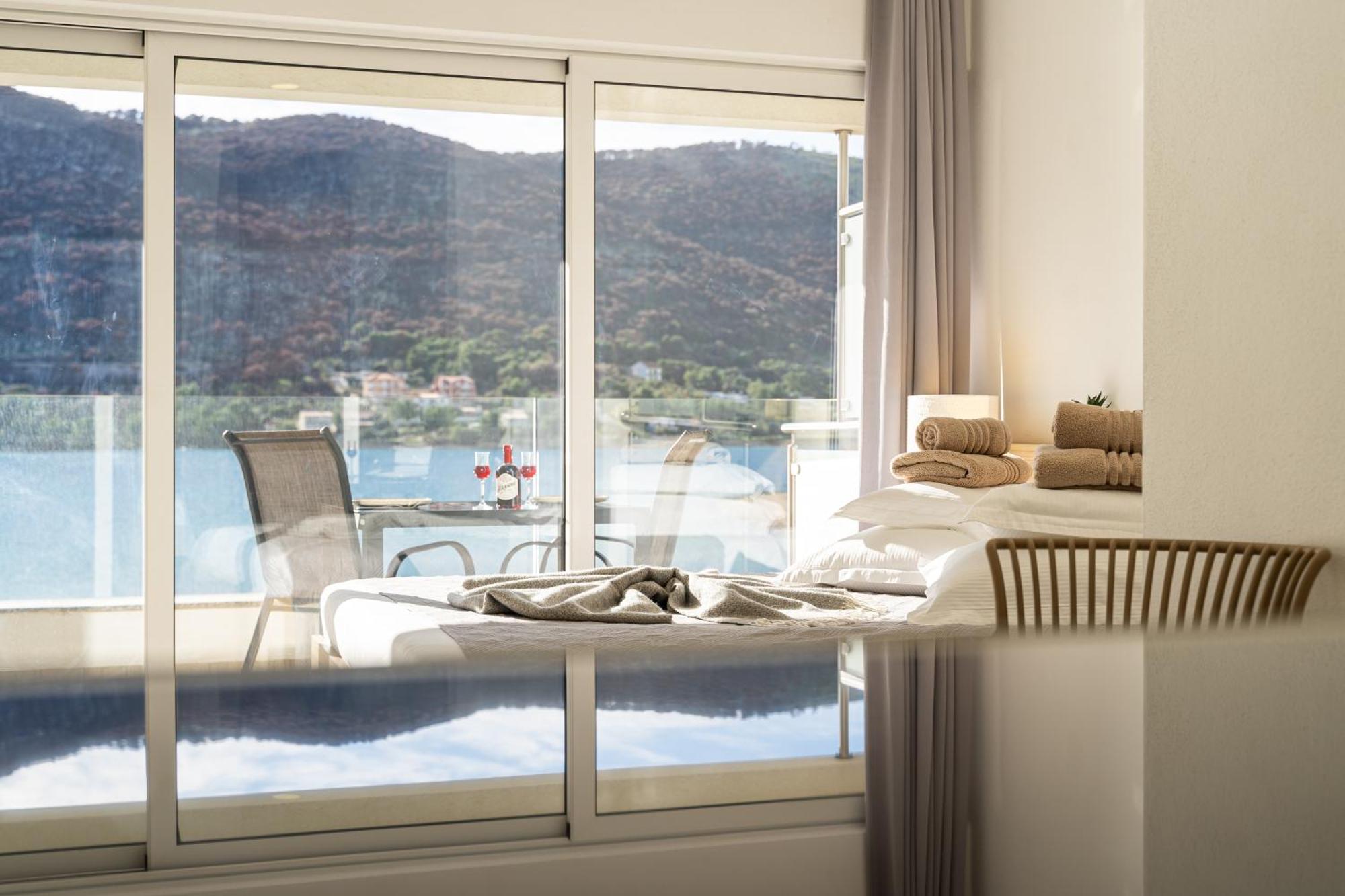 Apartments Holidays Roko Grebastica Ngoại thất bức ảnh