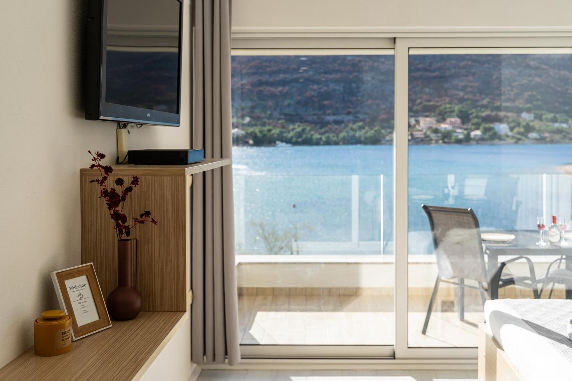 Apartments Holidays Roko Grebastica Phòng bức ảnh